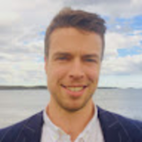 Meet your Posher, Shea - Picture 1 of 1